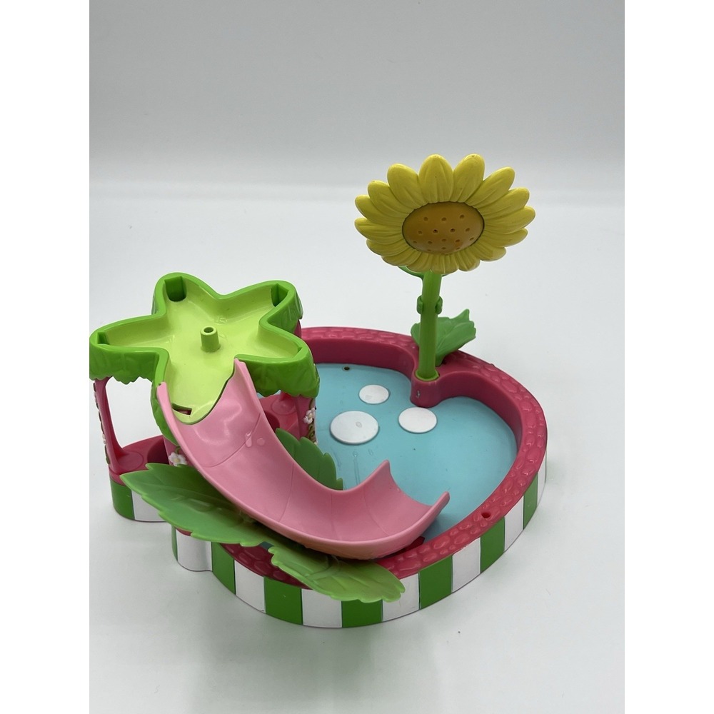 Strawberry Shortcake Hasbro Spashin Petal Pool Vintage Toy